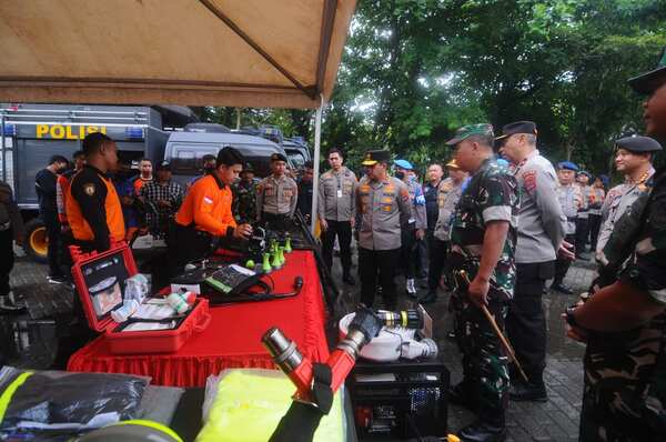 Kapolda Kalsel Pimpin Apel Kesiapan Penanganan Bencana Alam ...